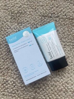 belif Aqua Bomb Frozen Cream - Light Blue & White Tube